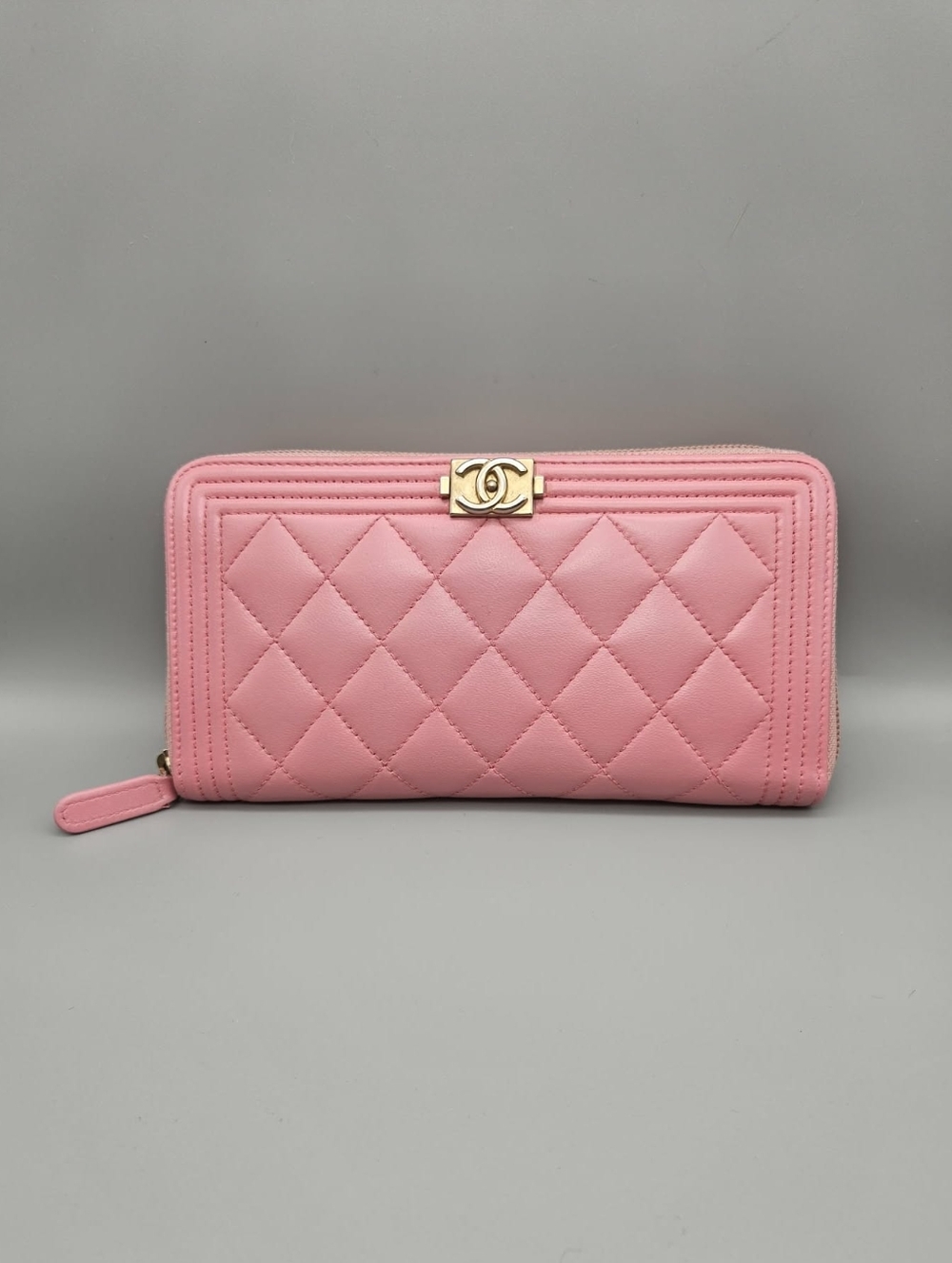 🩷CHANEL Boy Authentic Zip Around Long Wallet 🩷
